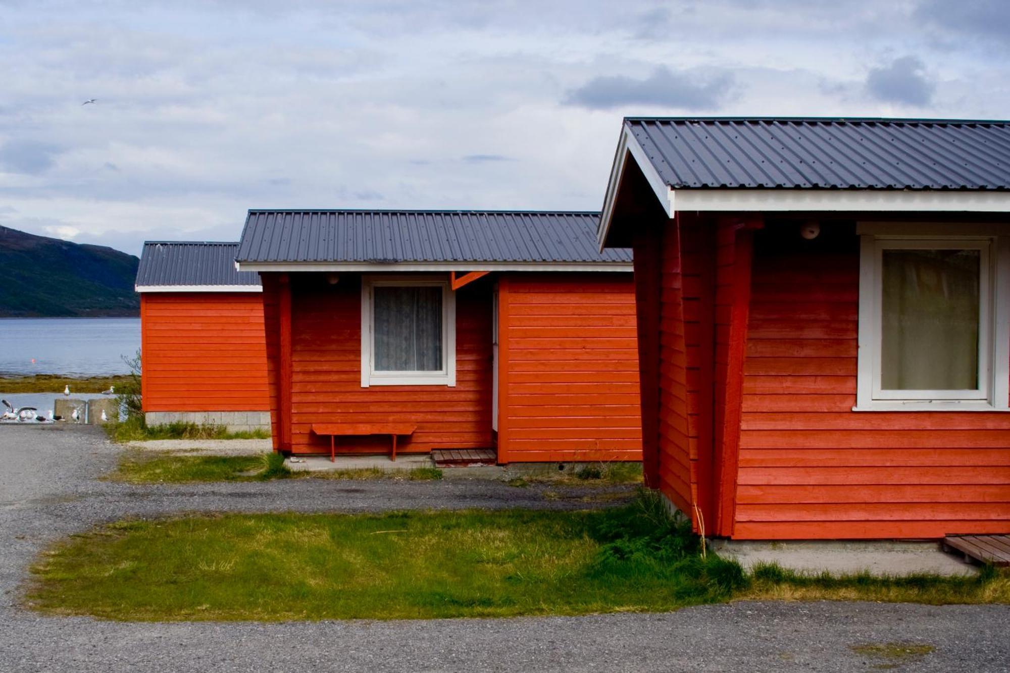 Hotel Olderfjord Turistsenter Russenes Esterno foto